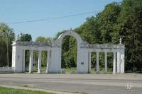 Візитна карта Тростянця - АРКА